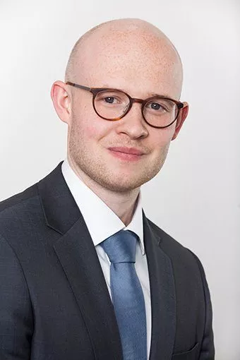 Hendrik-Hilleckes_Profil_2_340x510_96dpi