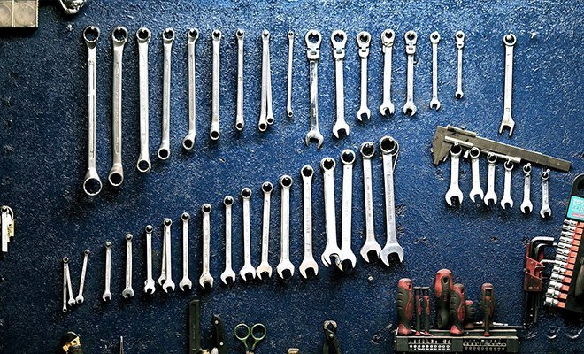 Werkzeuge an der Wand